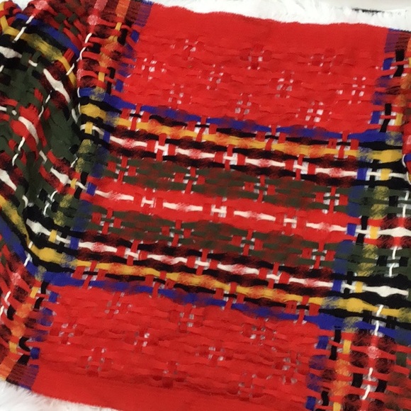 Vintage open weave wrap with rabbit fringe - Picture 8 of 10